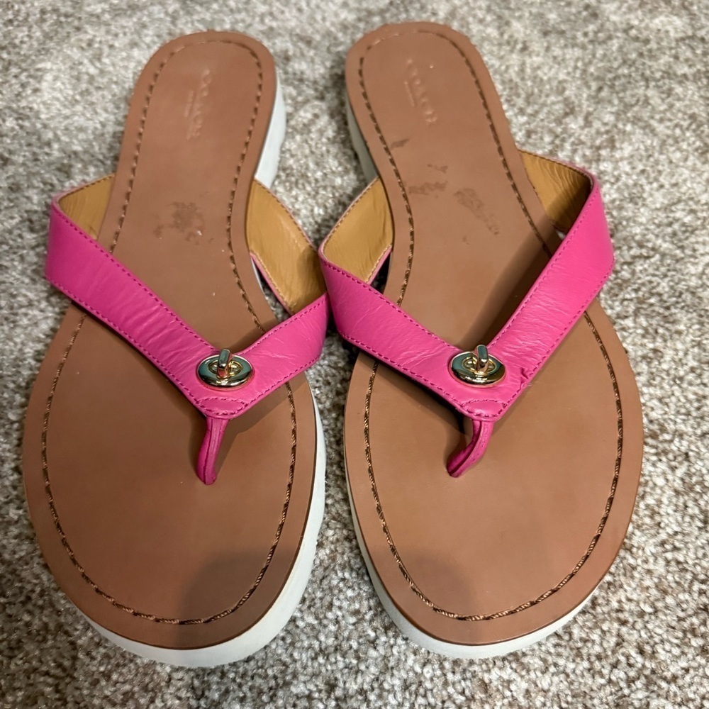 Coach Shelly pink leather flip flops